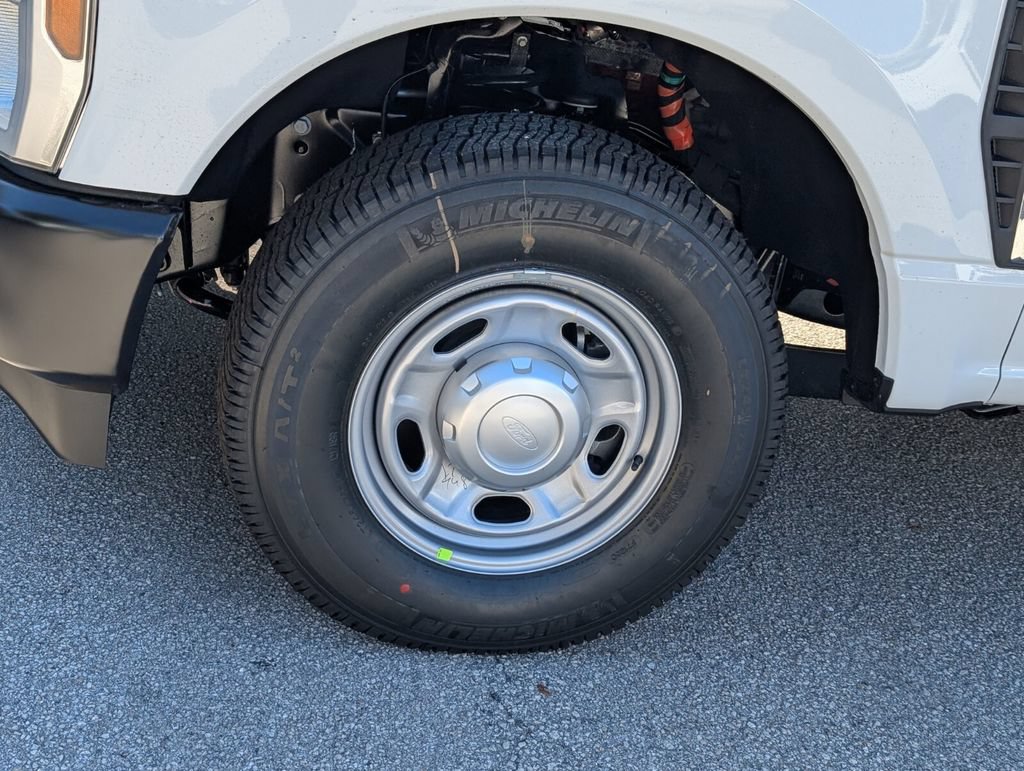 New 2026 Ford F250 XL RWD image 4
