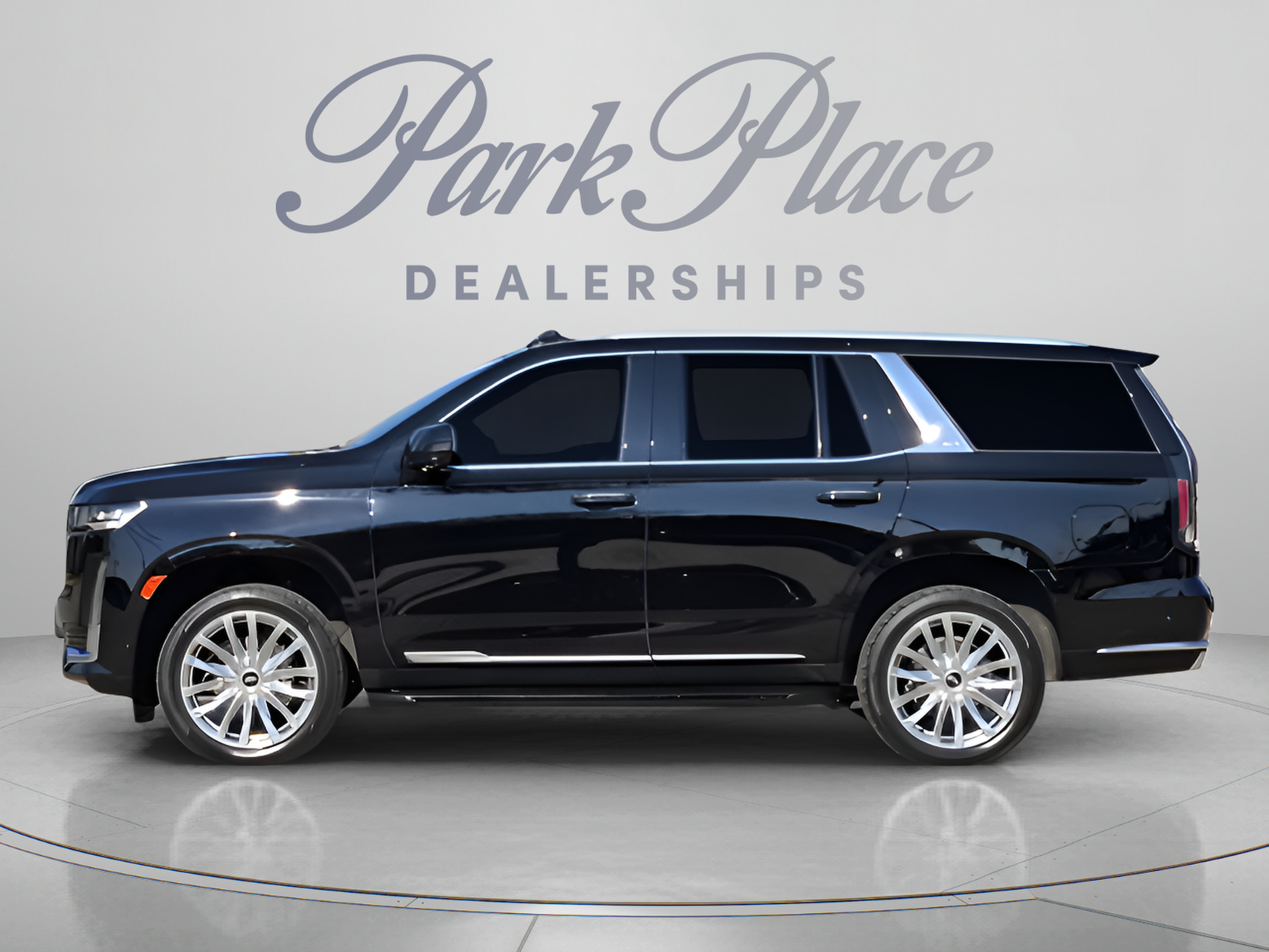 Used 2024 Cadillac Escalade Premium Luxury w/ Performance Package AWD/4WD image 2