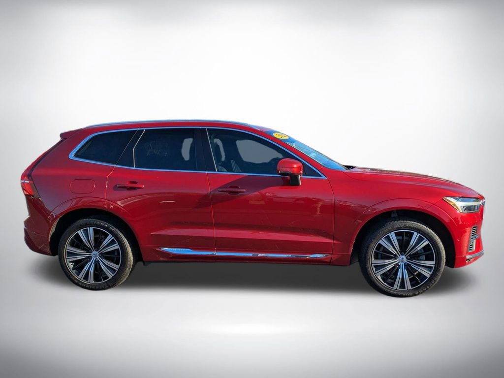 Used 2022 Volvo XC60 T8 Inscription w/ Advanced Package AWD/4WD image 3