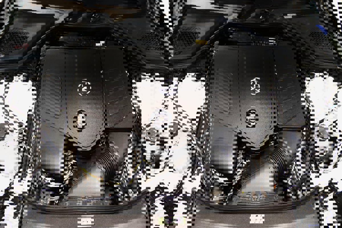 Used 2025 Mercedes-Benz E 350 4MATIC Sedan image 80