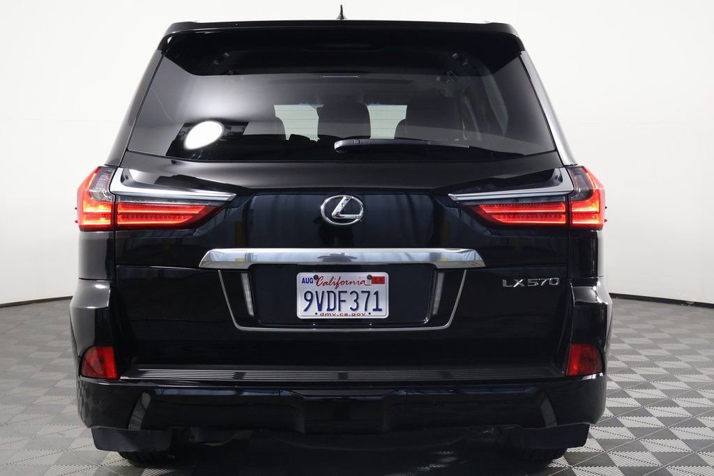 Used 2021 Lexus LX 570 4WD w/ Luxury Package image 5