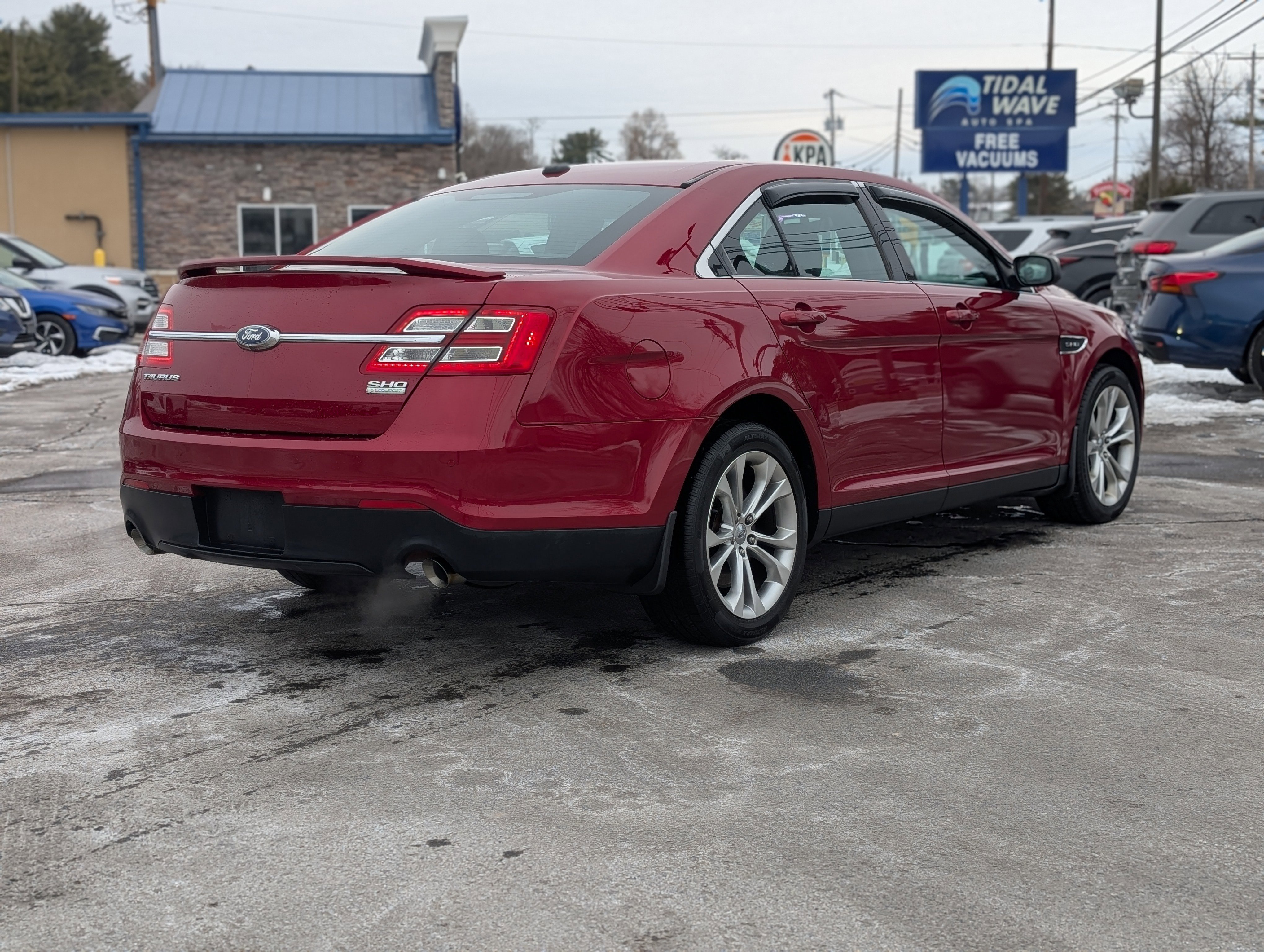 Used 2014 Ford Taurus SHO w/ Equipment Group 401A image 11