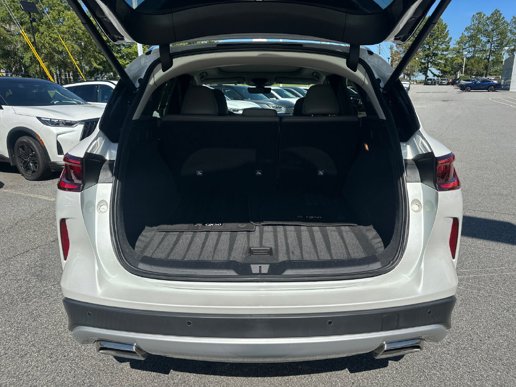 Certified 2023 INFINITI QX50 Luxe FWD image 15