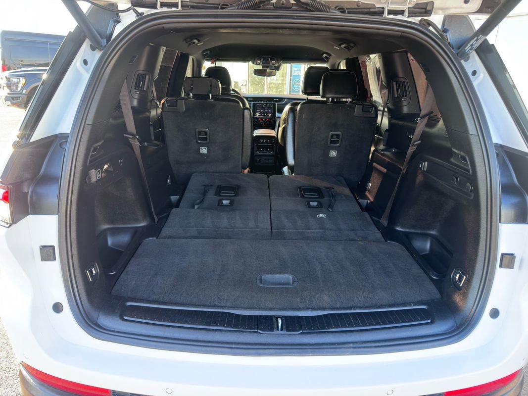 Used 2021 Jeep Grand Cherokee L Laredo AWD/4WD image 40