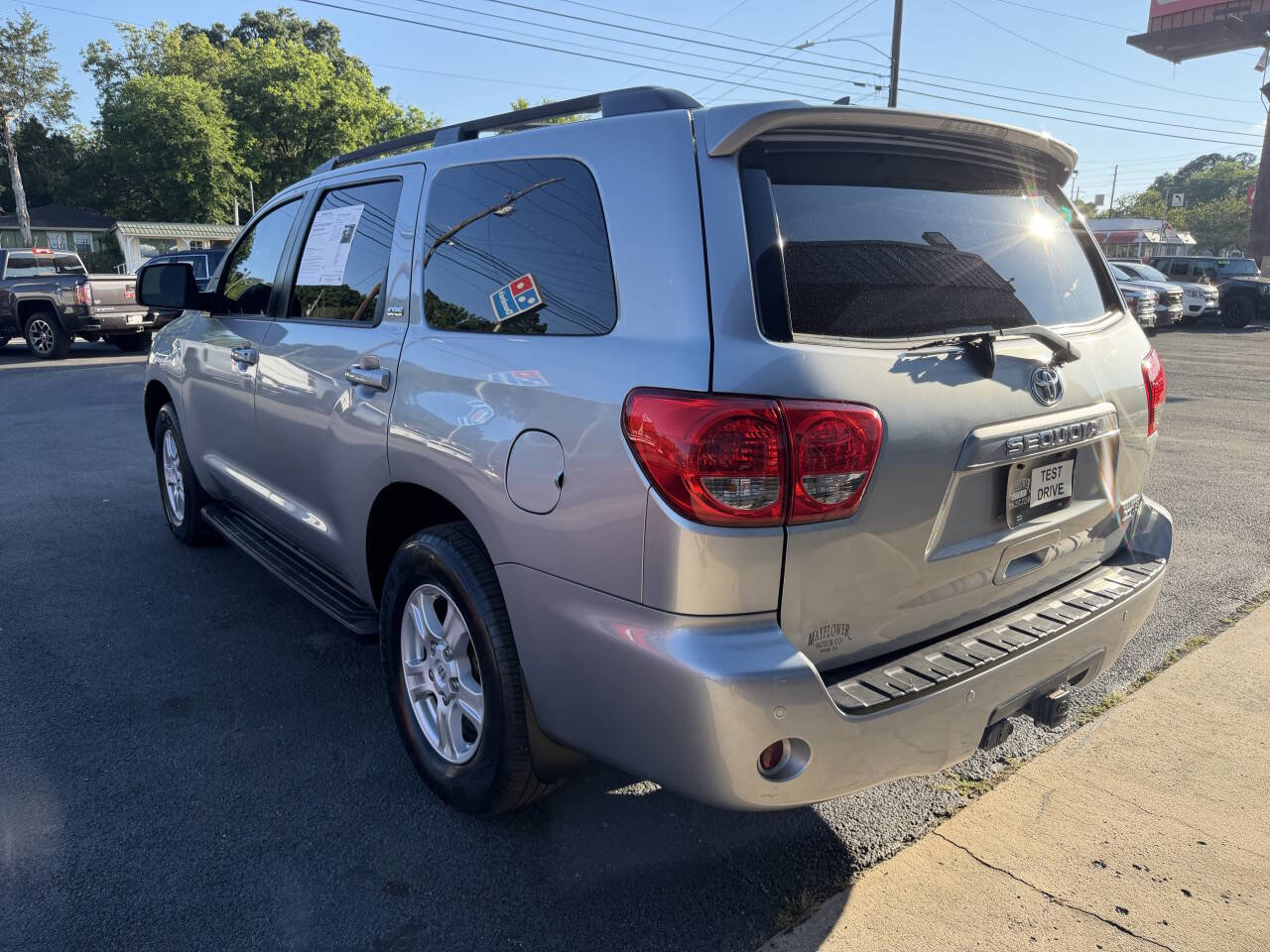 Used 2016 Toyota Sequoia SR5 w/ Premium Package RWD image 10