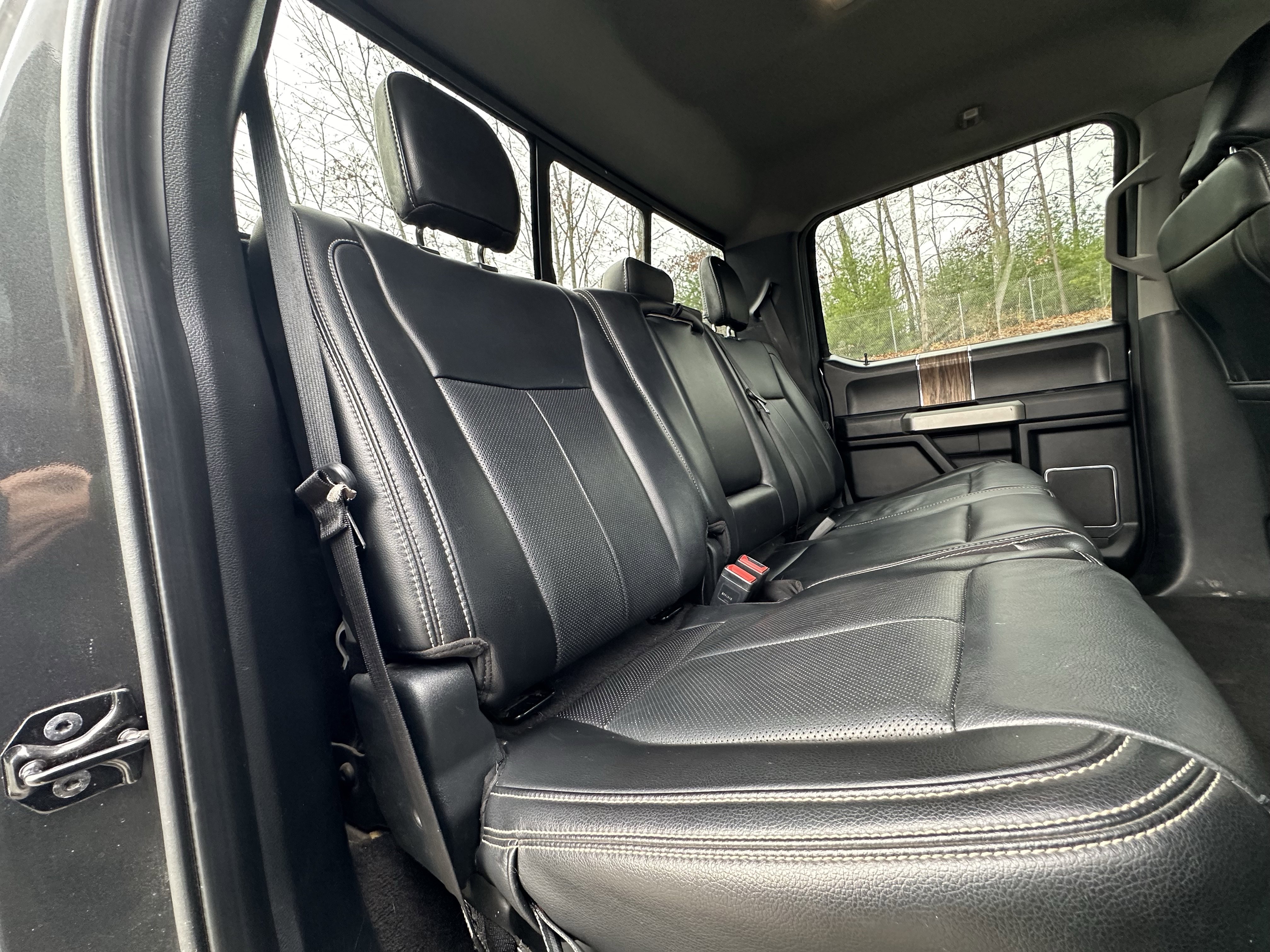 Used 2020 Ford F150 Lariat w/ Trailer Tow Package image 36