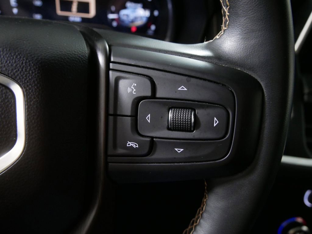 Used 2023 GMC Yukon AT4 image 25