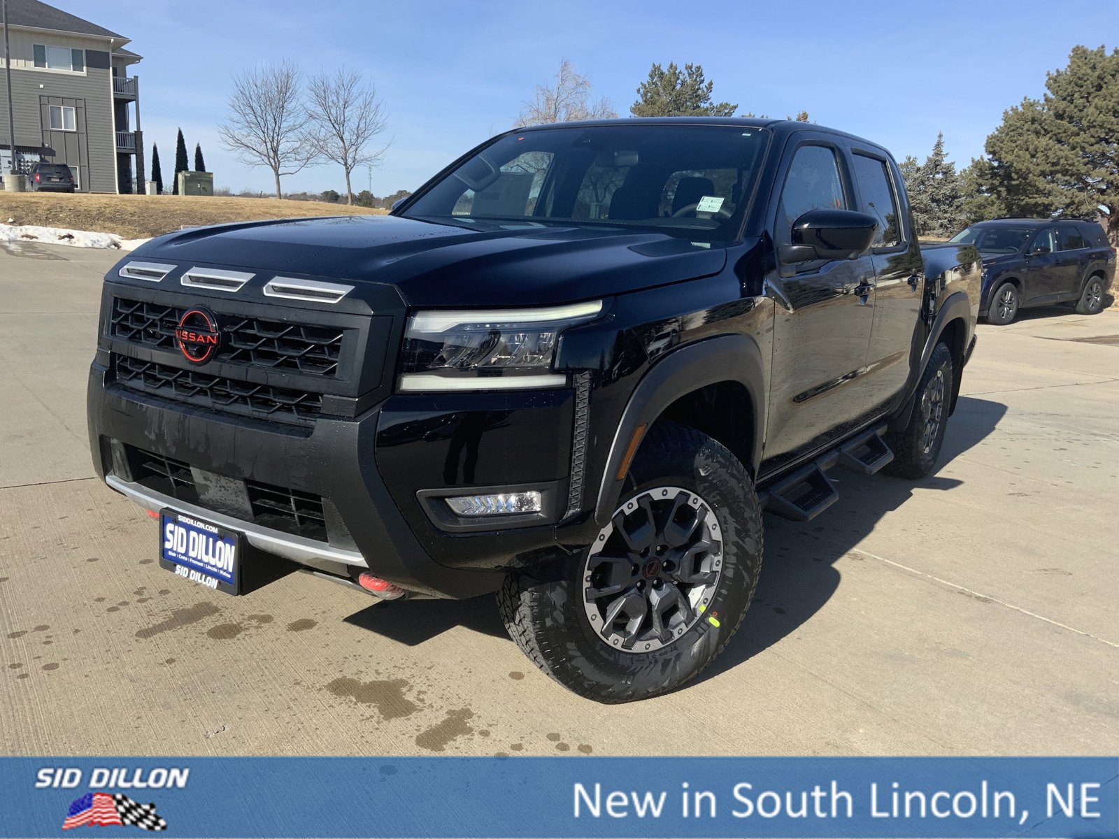 New 2026 Nissan Frontier PRO-4X w/ Pro-4x Convenience Package image 1