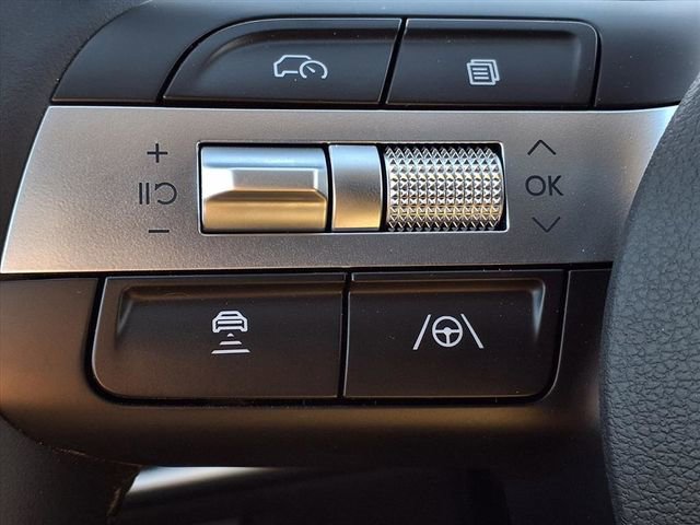 New 2025 Hyundai Tucson Limited image 22