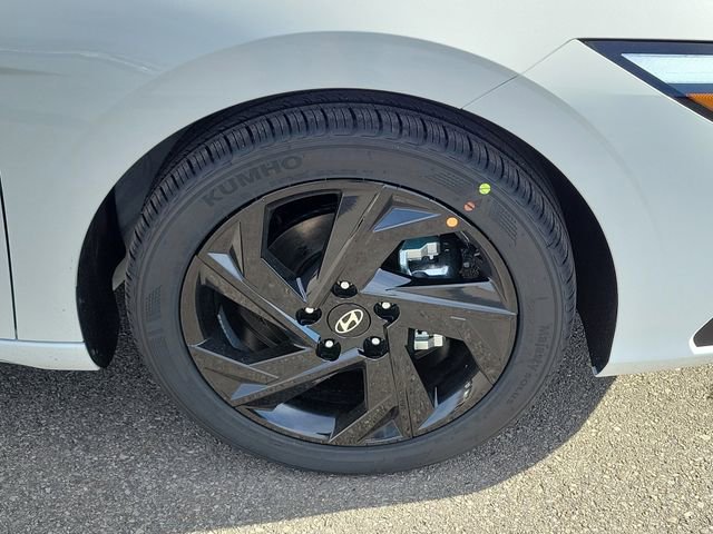 New 2026 Hyundai Elantra Sport FWD image 5