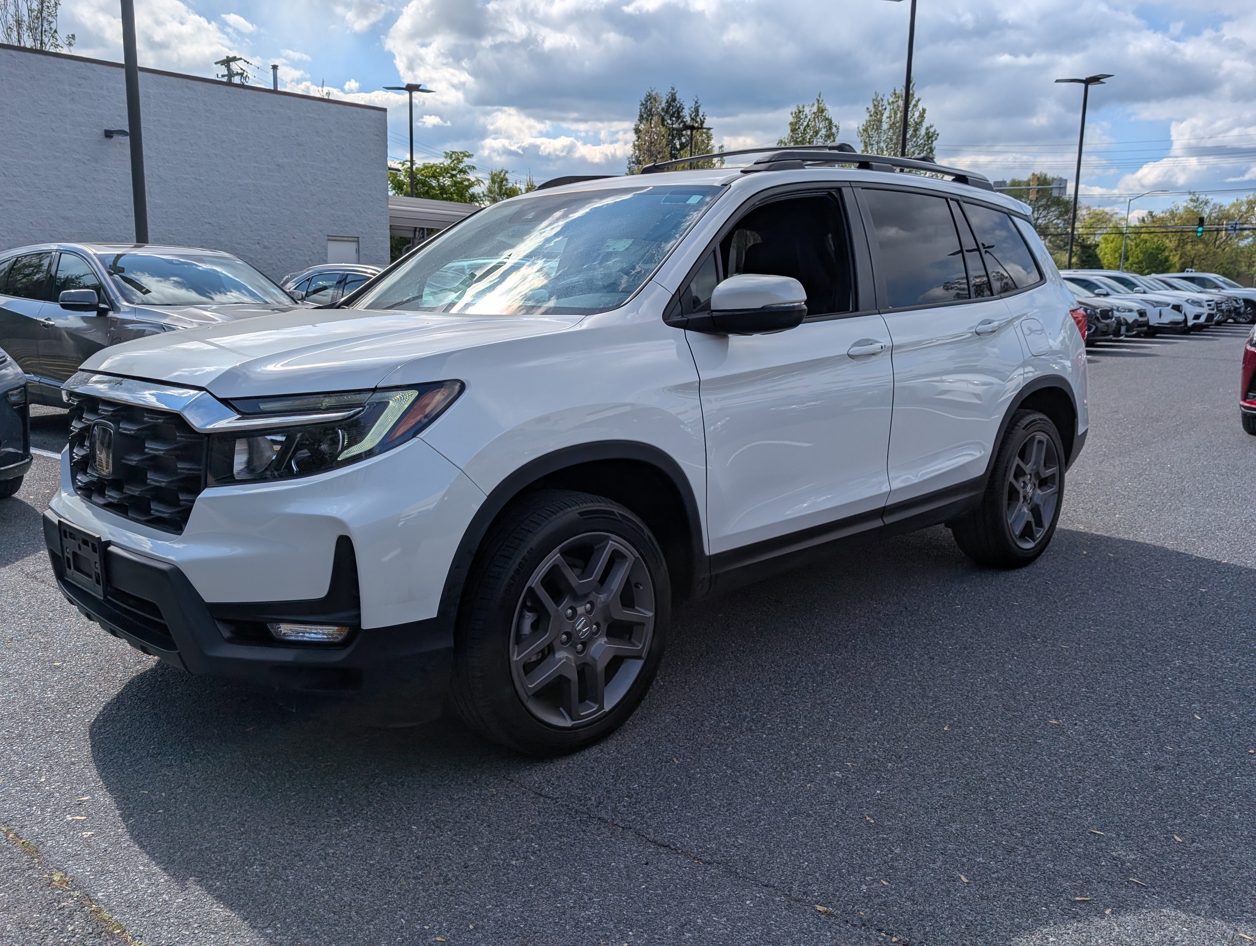 Used 2023 Honda Passport EX-L image 7