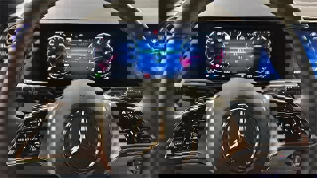 Certified 2025 Mercedes-Benz GLE 450 4MATIC image 20