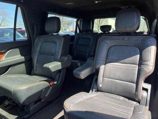 Used 2023 Lincoln Navigator L Black Label image 13