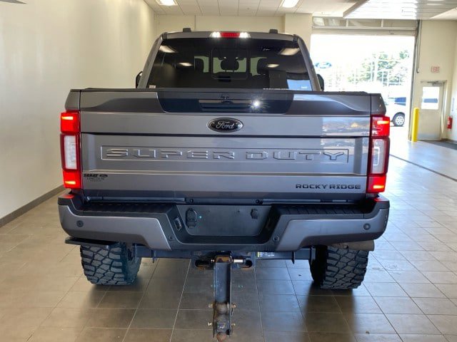 Used 2022 Ford F250 Lariat w/ Black Appearance Package image 6