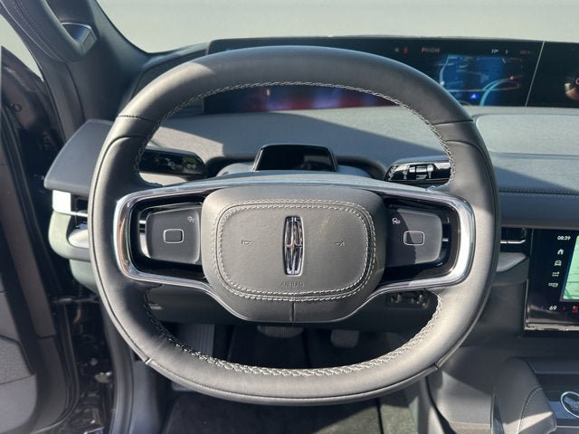 New 2026 Lincoln Navigator L Reserve w/ Jet Appearance Package AWD/4WD image 15