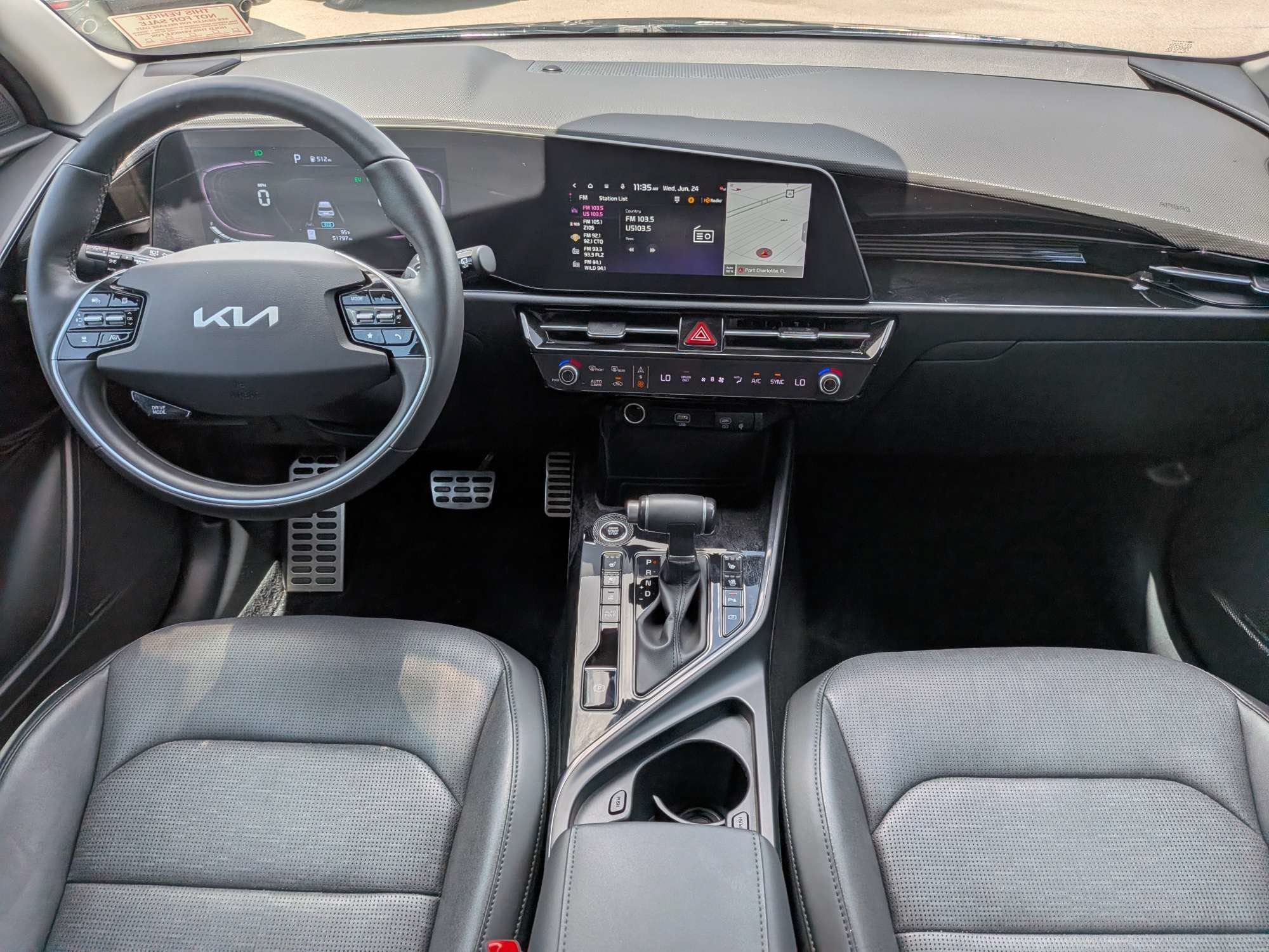 Certified 2024 Kia Niro SX Touring FWD image 21