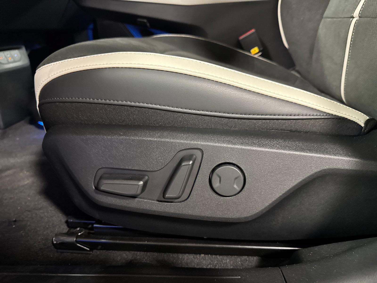 New 2026 Kia EV6 GT-Line AWD/4WD image 12