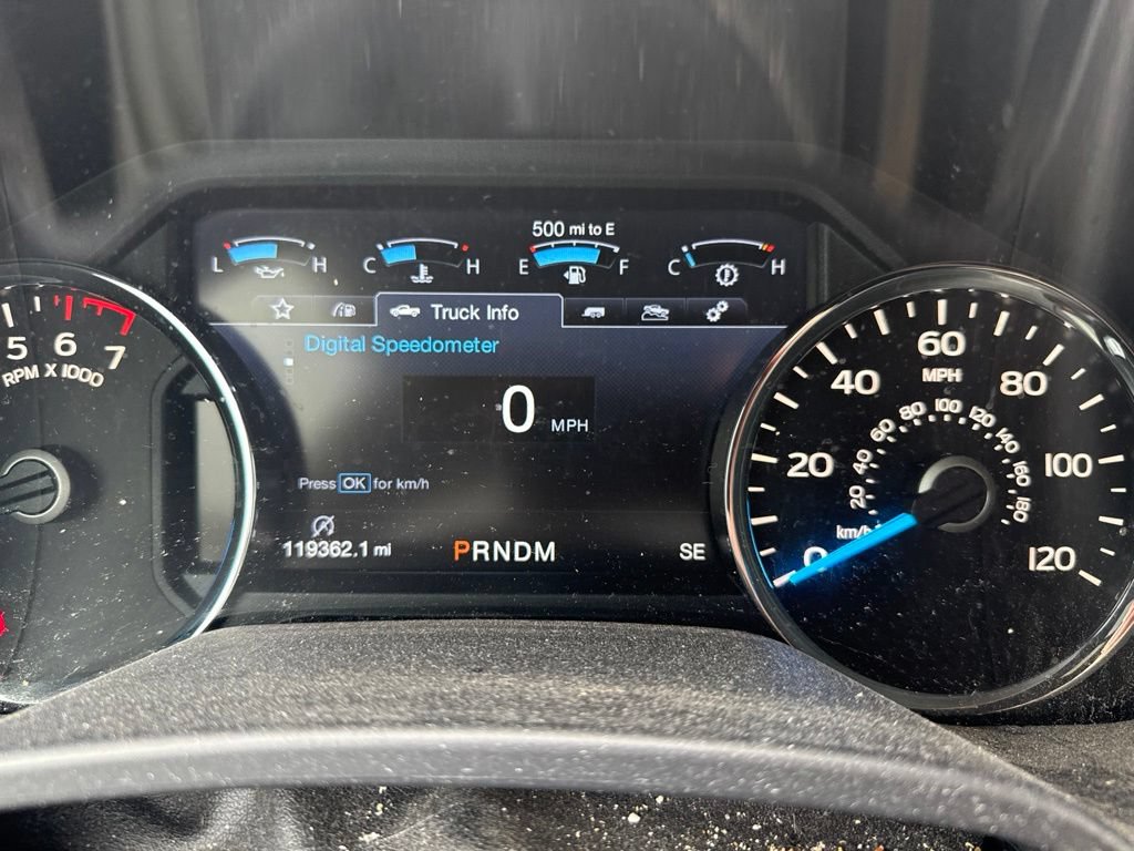 Used 2017 Ford F150 Platinum w/ Equipment Group 701A Luxury AWD/4WD image 7
