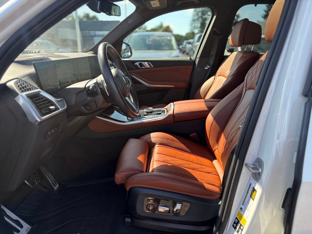 Used 2024 BMW X5 xDrive40i w/ Executive Package AWD/4WD image 23