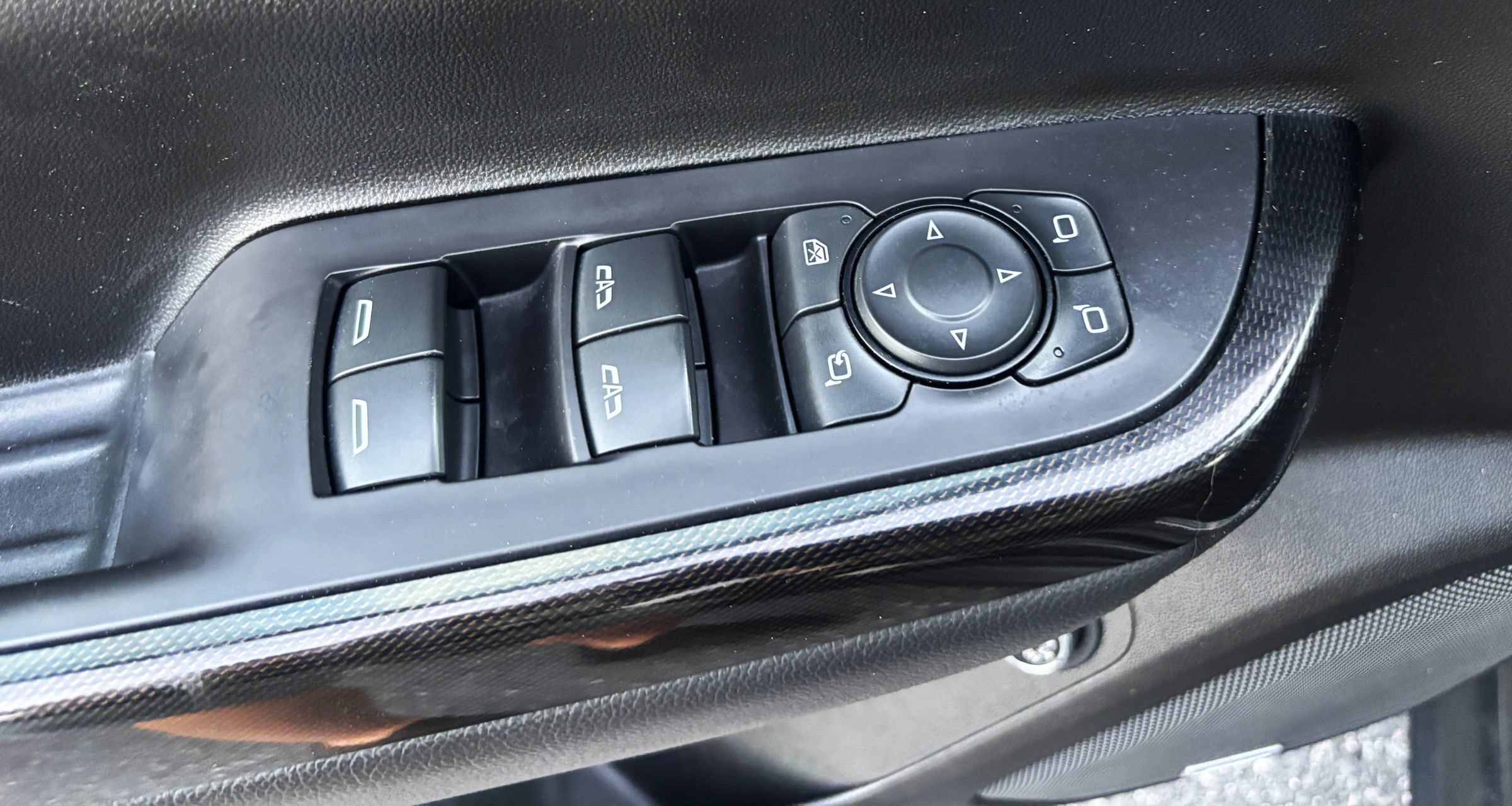Used 2021 GMC Acadia AT4 w/ Technology Package AWD/4WD image 19