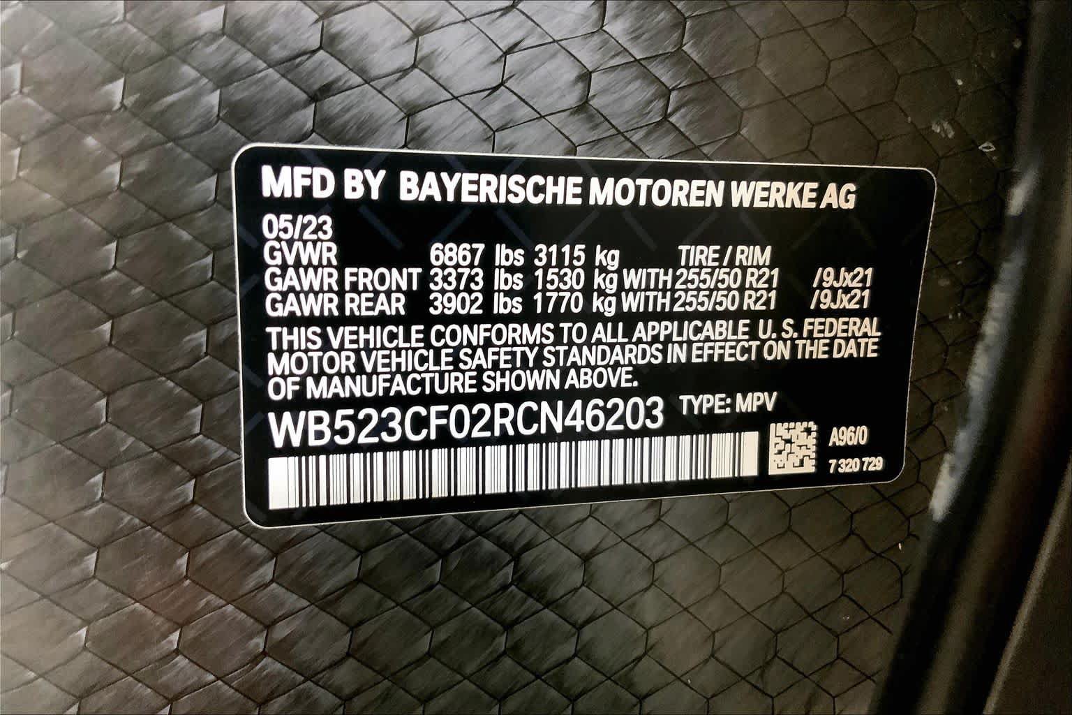 Used 2024 BMW iX xDrive50 w/ Sport Package AWD/4WD image 36