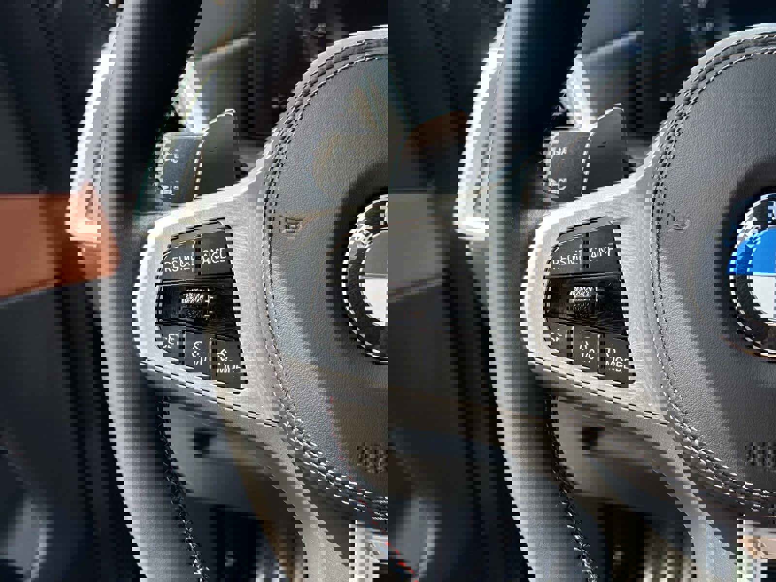 Certified 2024 BMW X7 M60i w/ Executive Package image 23