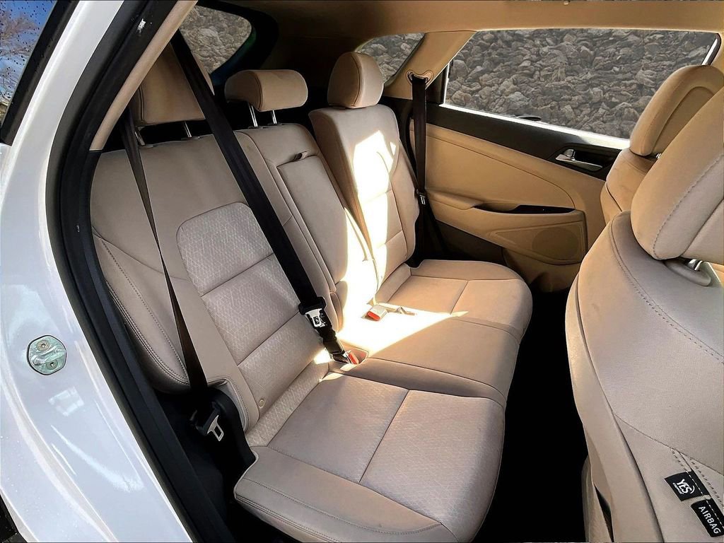 Used 2017 Hyundai Tucson SE image 25