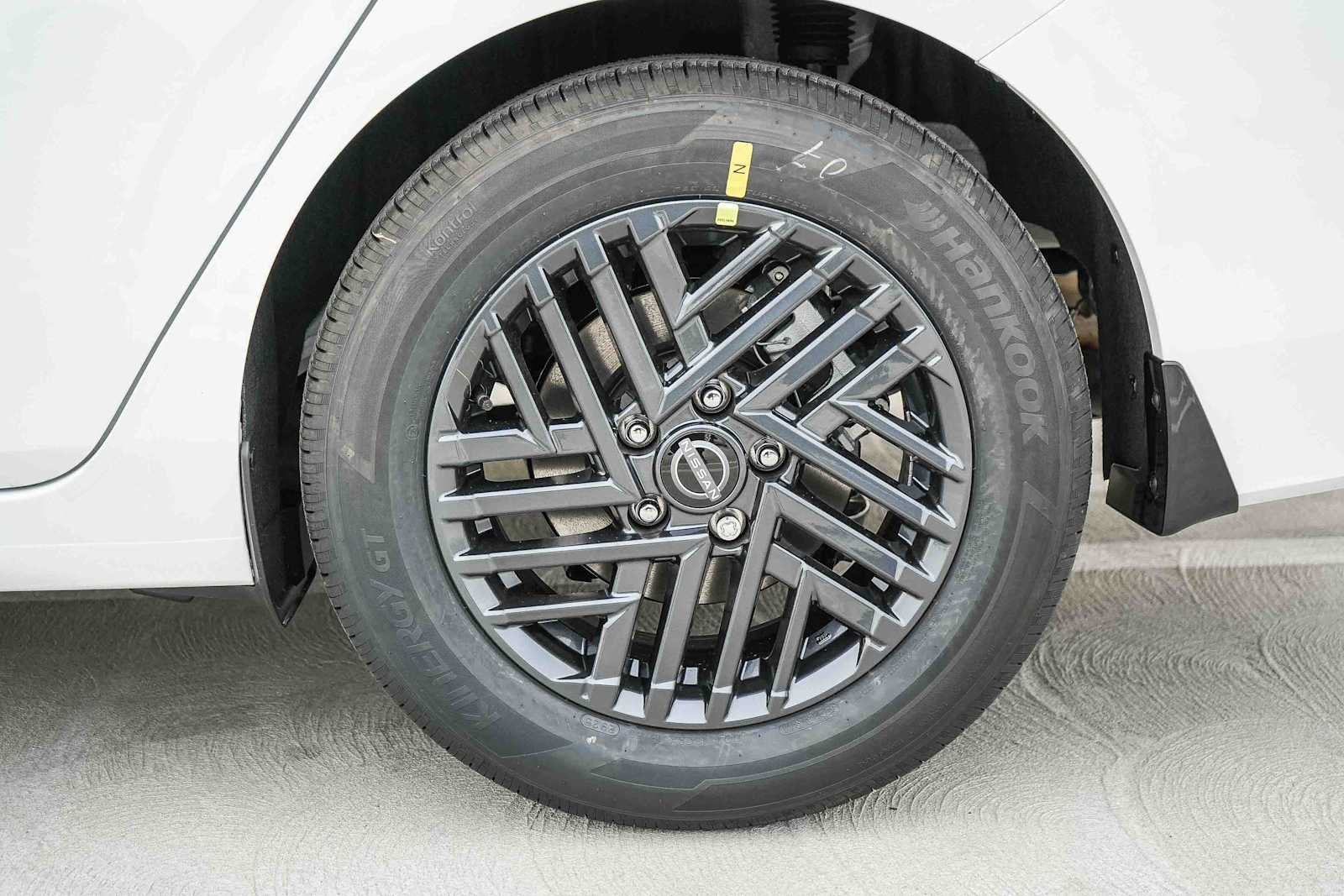 New 2026 Nissan Sentra SV w/ Floor Mat Package FWD image 10