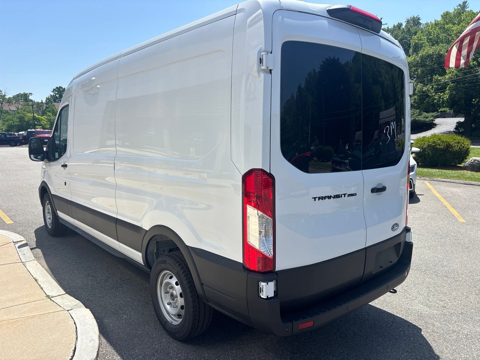 New 2026 Ford Transit 250 148 Medium Roof w/ Load Area Protection Package RWD image 5