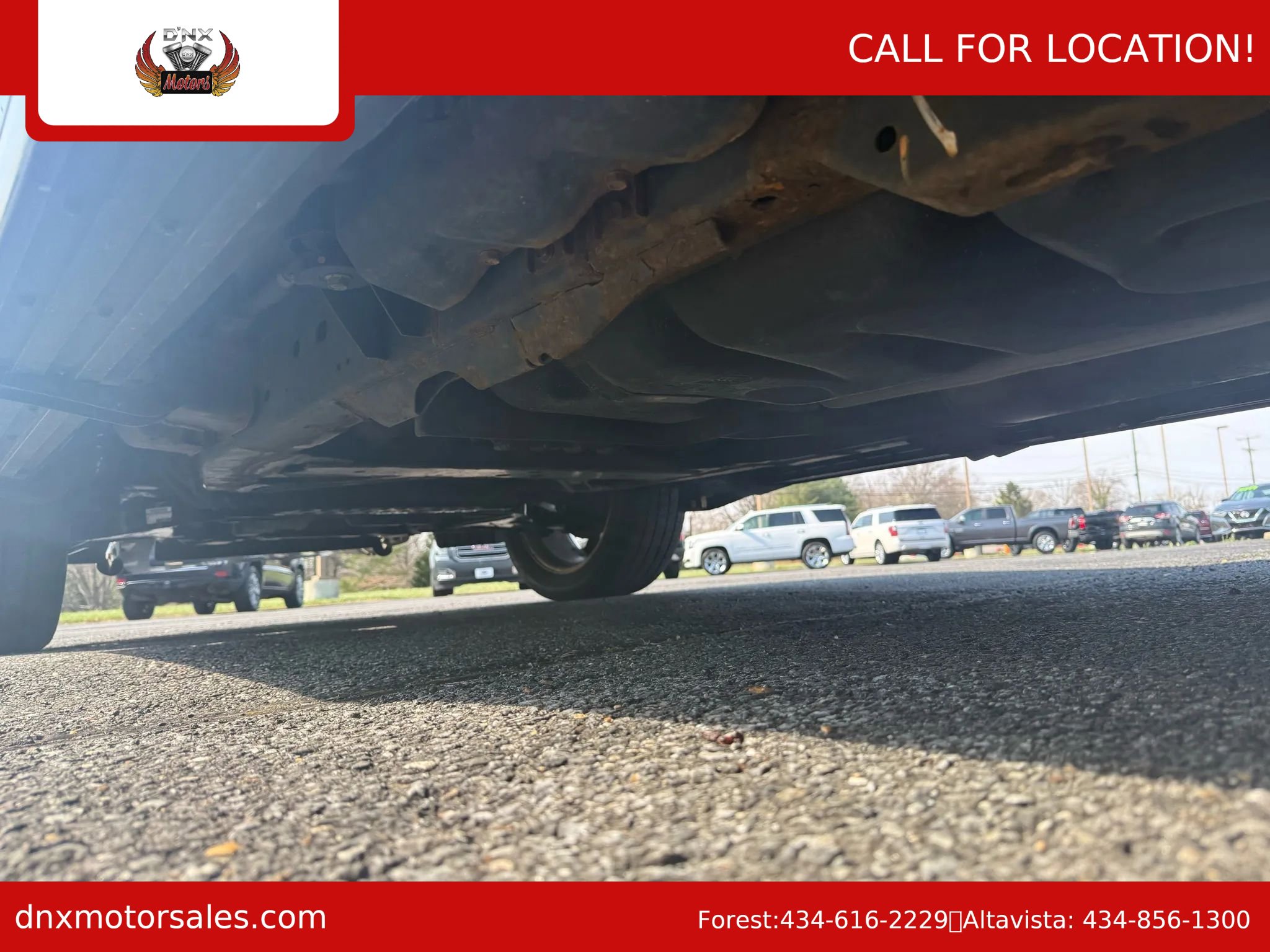 Used 2012 INFINITI QX56 4WD w/ Deluxe Touring Pkg image 14