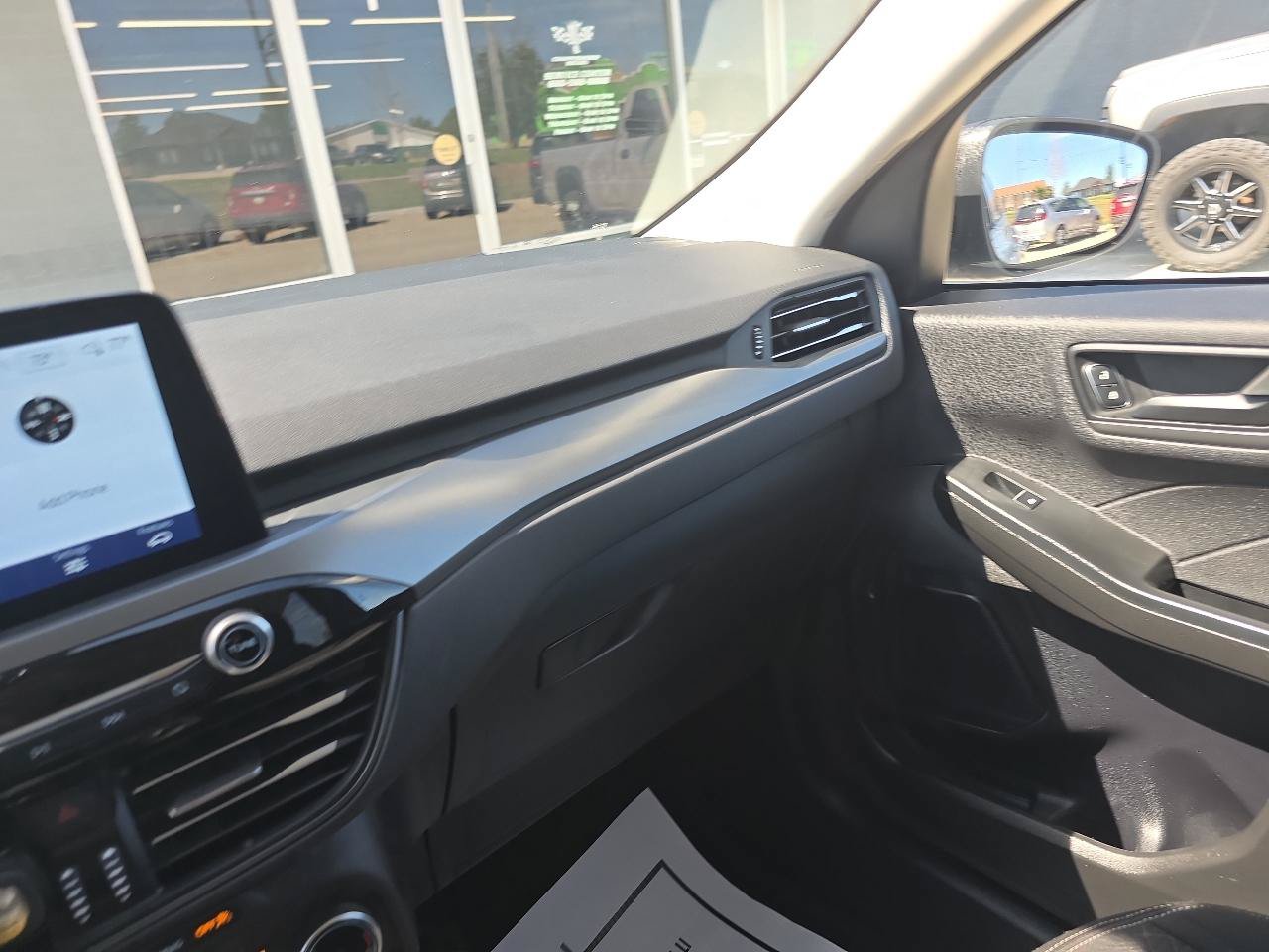 Used 2023 Ford Escape Active AWD/4WD image 36
