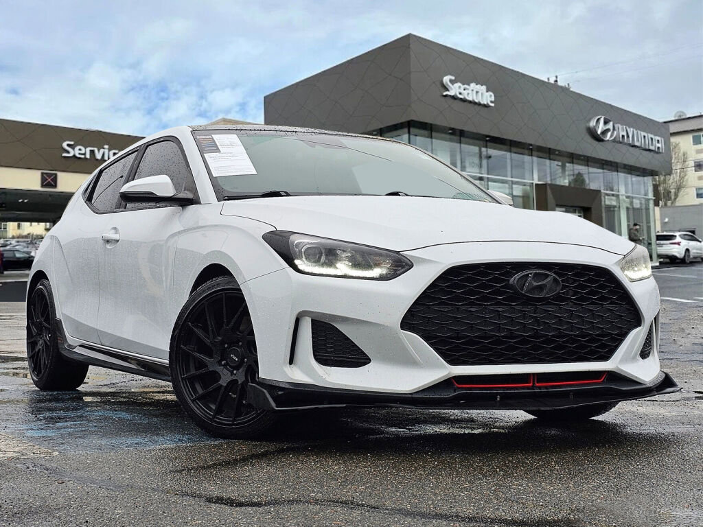 Used 2020 Hyundai Veloster Turbo video 1