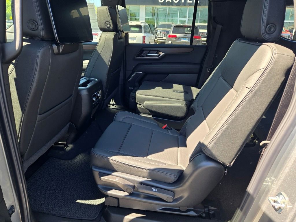 New 2026 GMC Yukon XL Denali w/ Denali Reserve Package AWD/4WD image 34