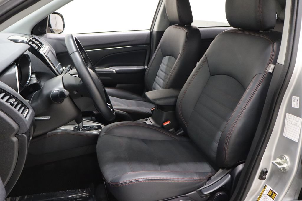 Used 2024 Mitsubishi Outlander Sport ES image 10