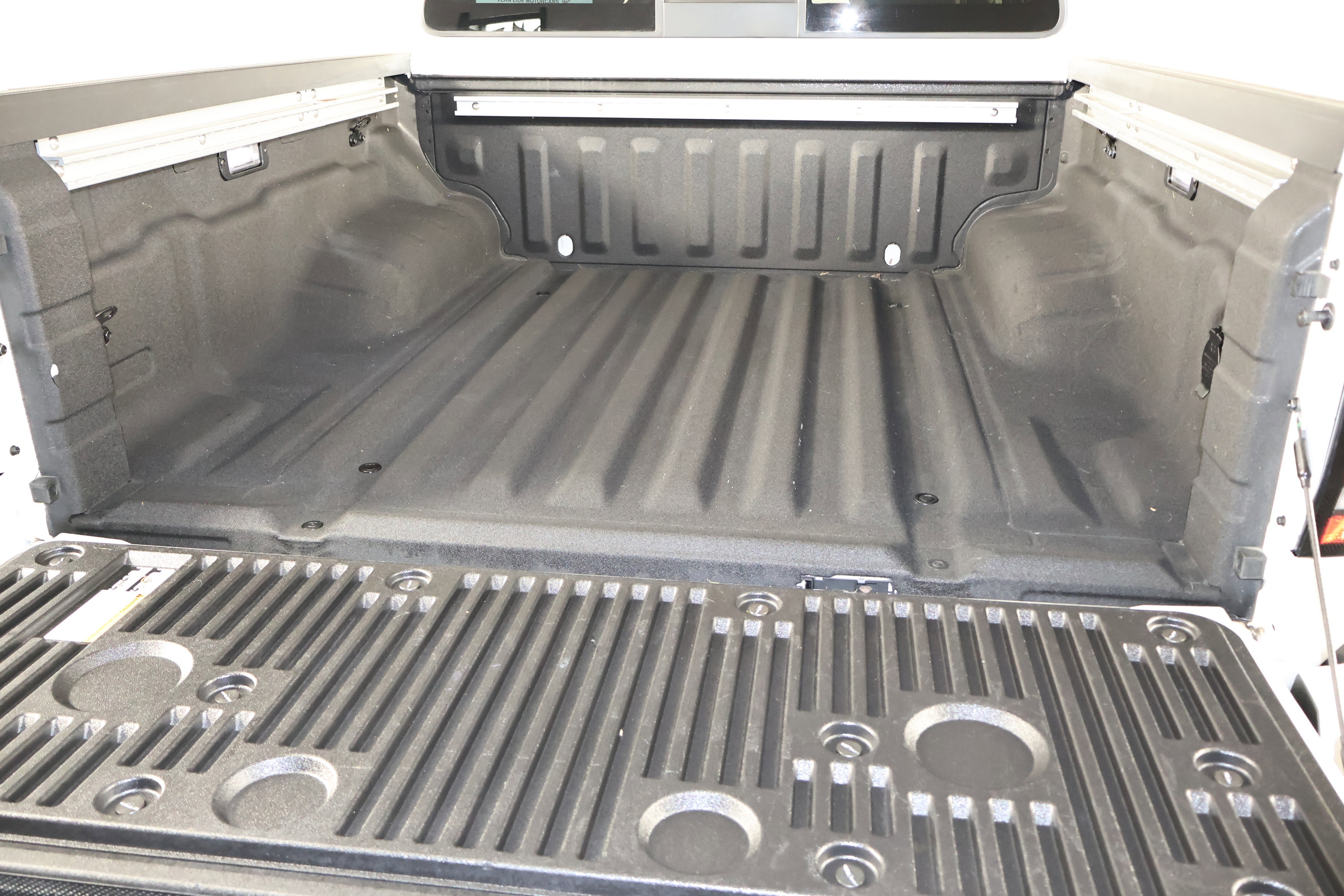 Used 2022 Nissan Frontier SV image 52