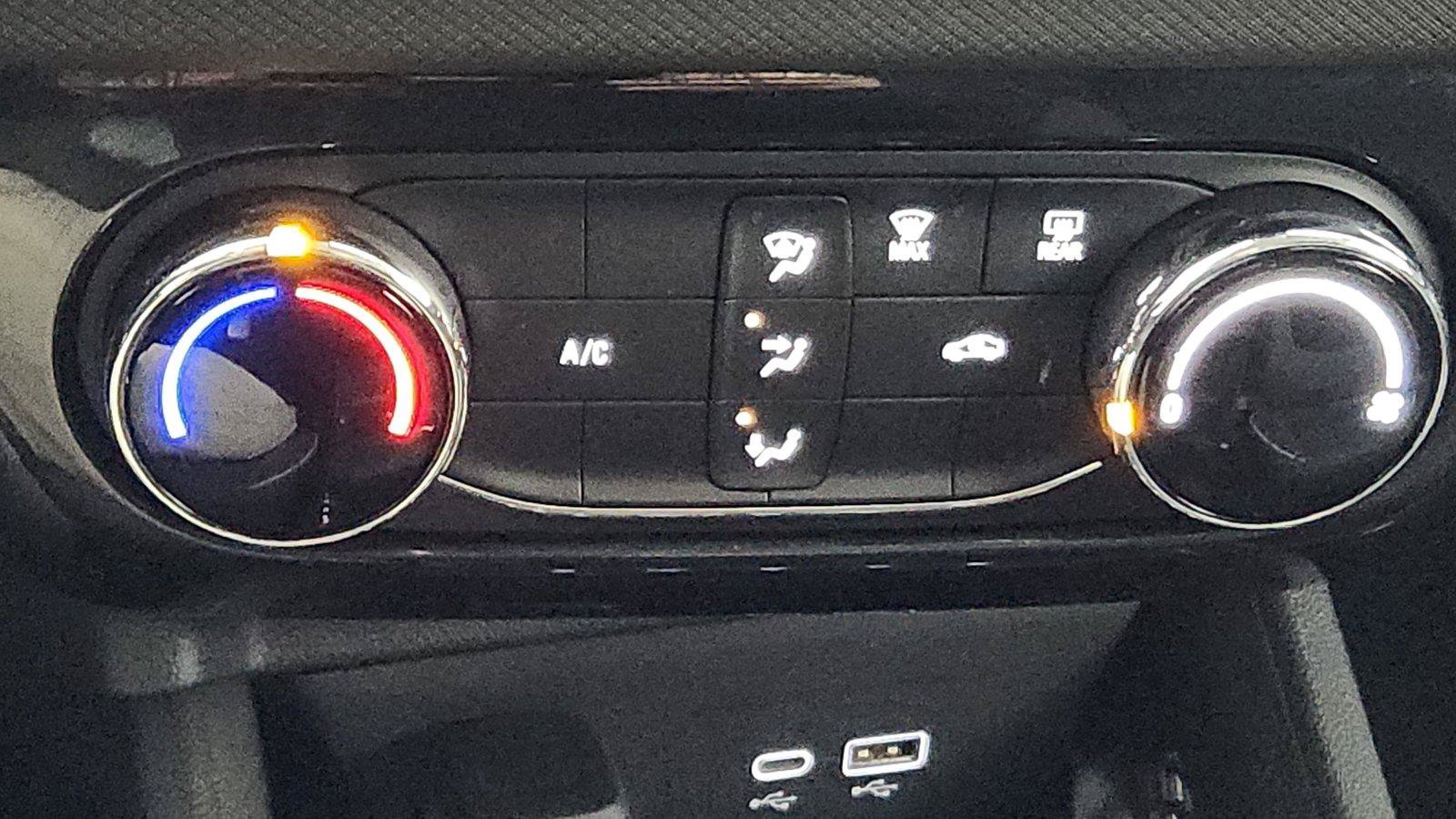 Used 2025 Chevrolet TrailBlazer LT FWD image 30