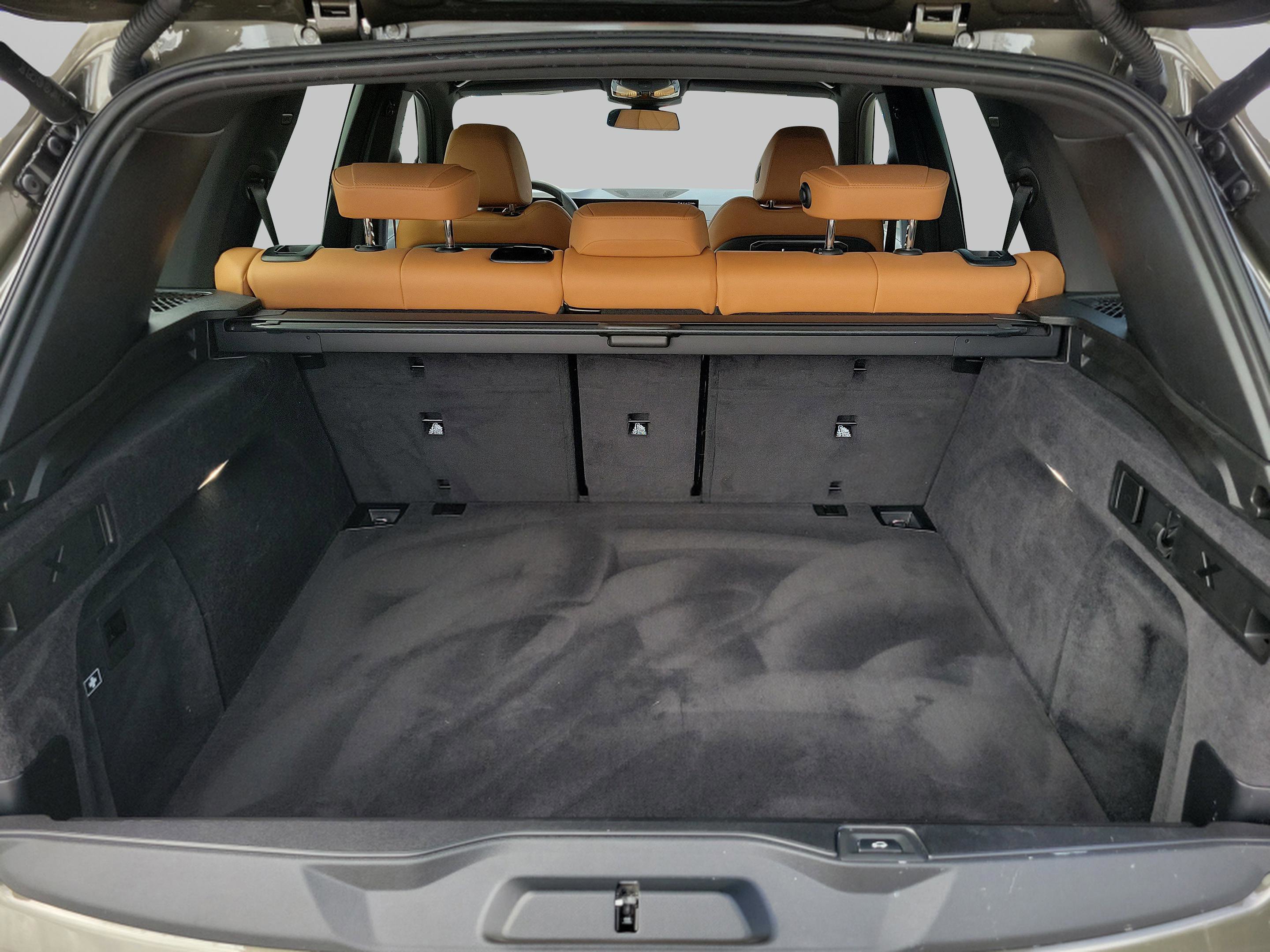 Used 2024 BMW X5 sDrive40i image 9