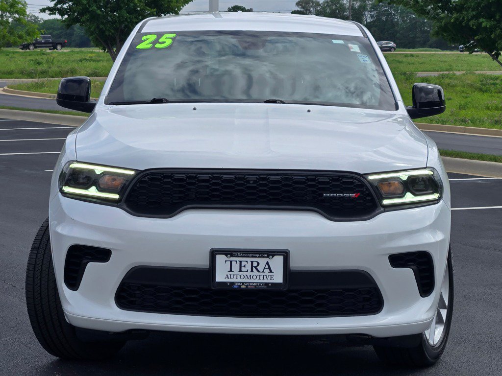 Used 2025 Dodge Durango GT AWD/4WD image 3
