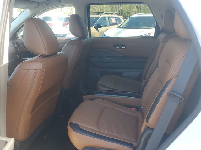 Certified 2023 Nissan Pathfinder Platinum image 8
