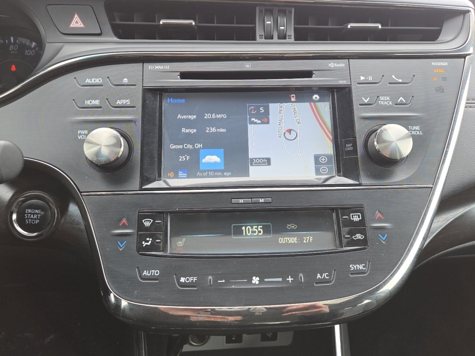 Used 2016 Toyota Avalon Limited image 30