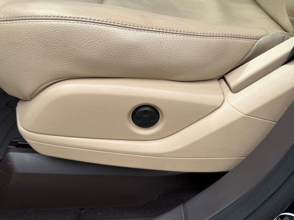 Used 2017 Mercedes-Benz GLE 350 4MATIC image 30