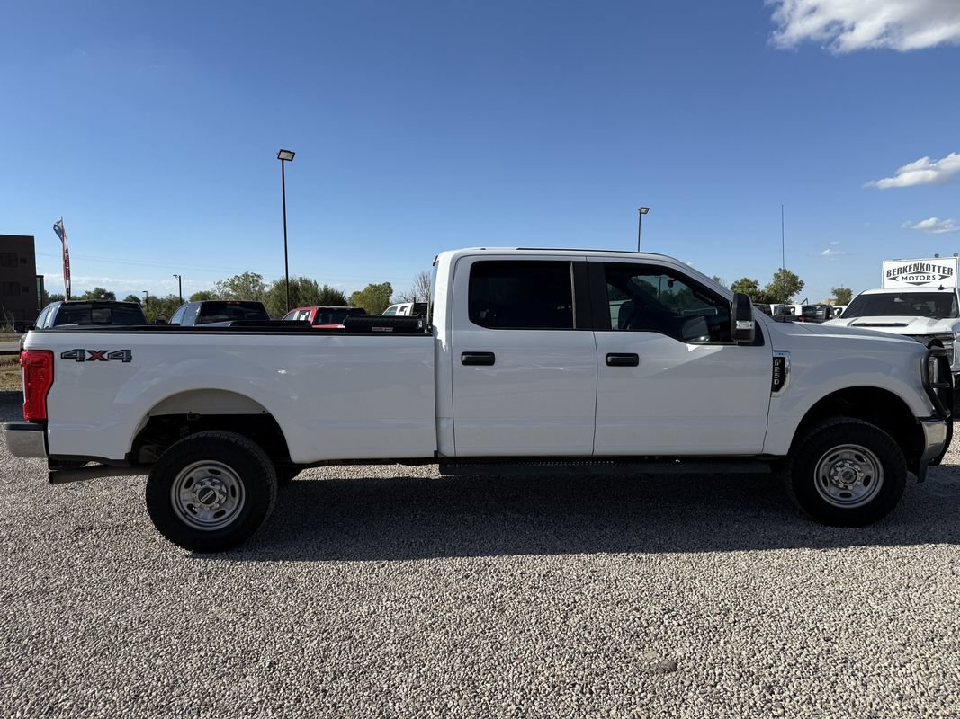 Used 2018 Ford F250 XL w/ Power Equipment Group AWD/4WD image 12