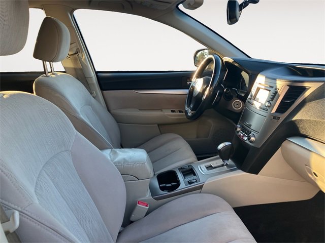Used 2014 Subaru Outback 2.5i Premium image 15