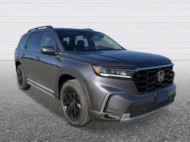 New 2025 Honda Pilot Touring image 7
