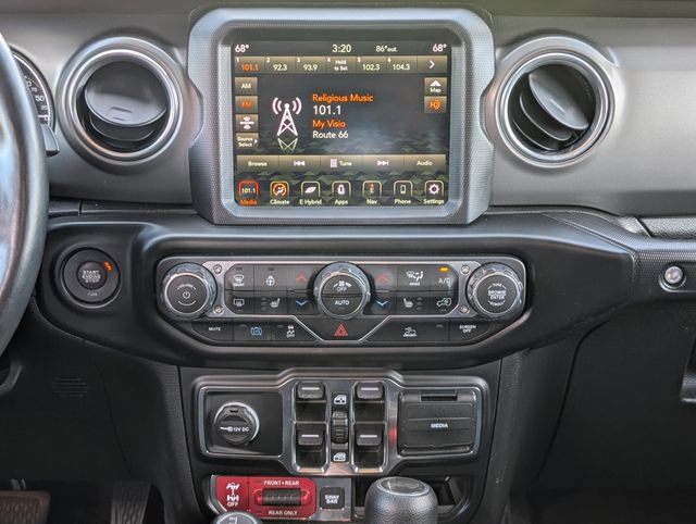 Used 2022 Jeep Wrangler Unlimited Rubicon 4xe AWD/4WD image 14