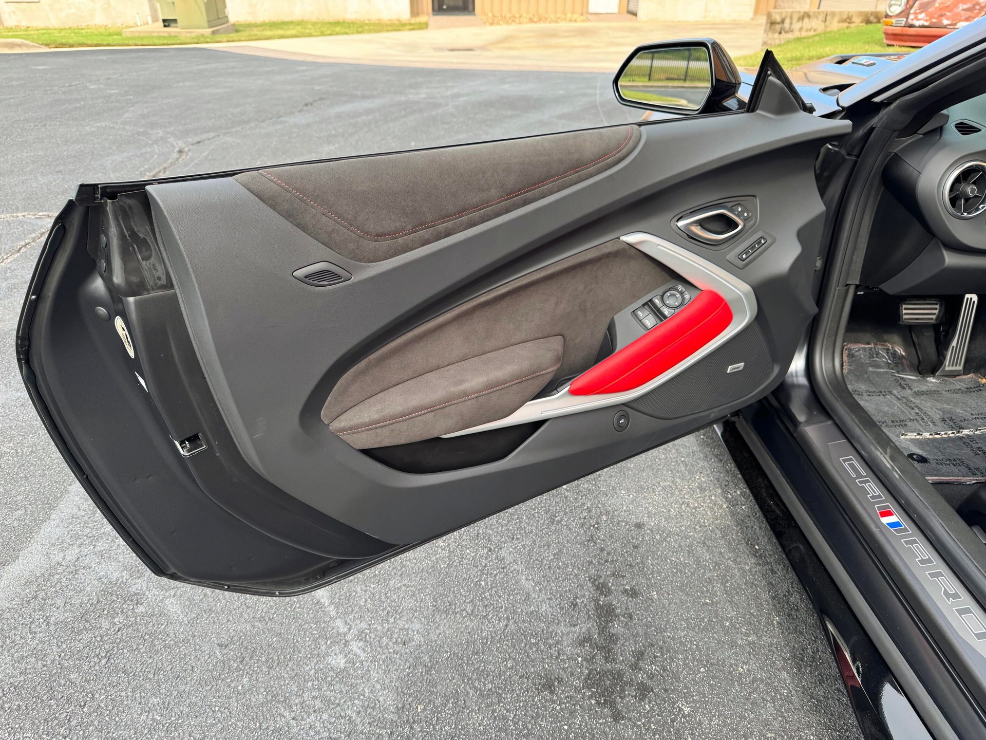 Used 2024 Chevrolet Camaro ZL1 RWD image 24