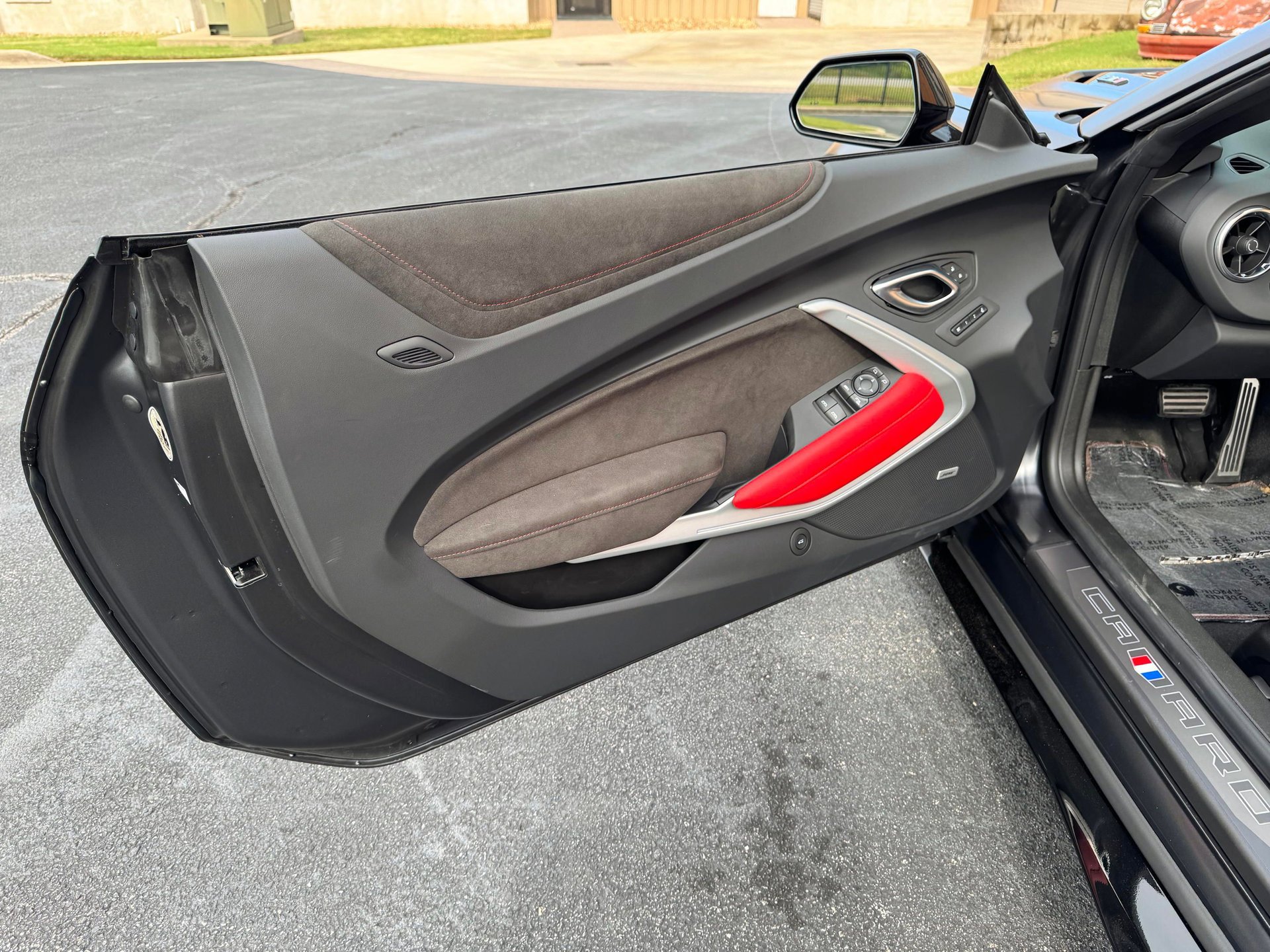 Used 2024 Chevrolet Camaro ZL1 RWD image 24
