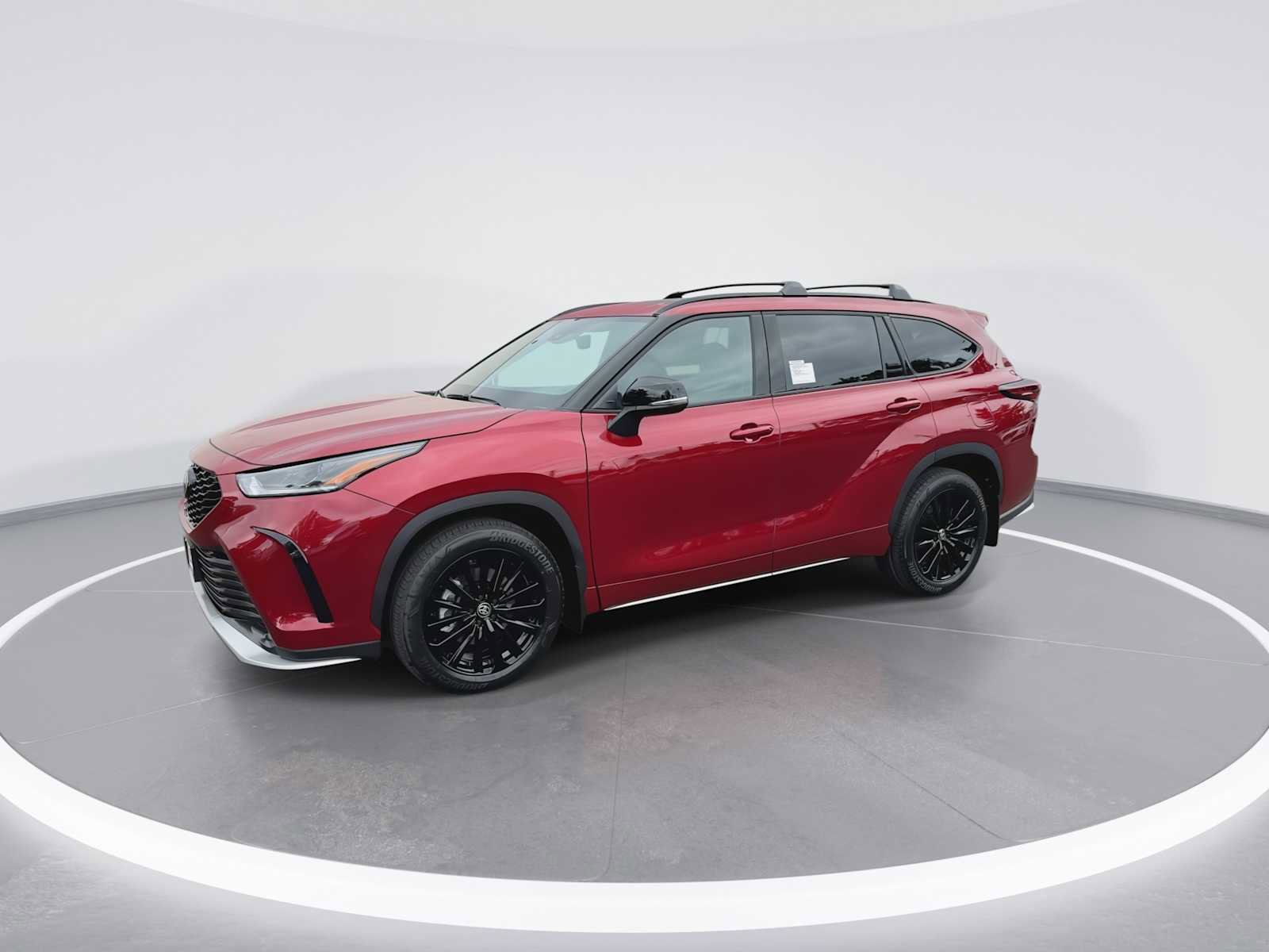 New 2026 Toyota Highlander XSE image 4