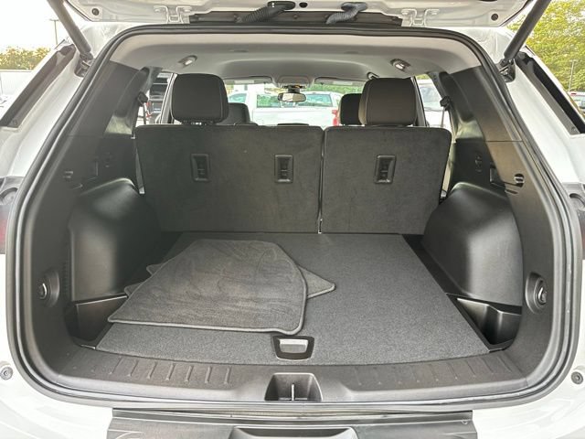 Used 2024 Chevrolet Blazer LT w/ Convenience Package AWD/4WD image 8