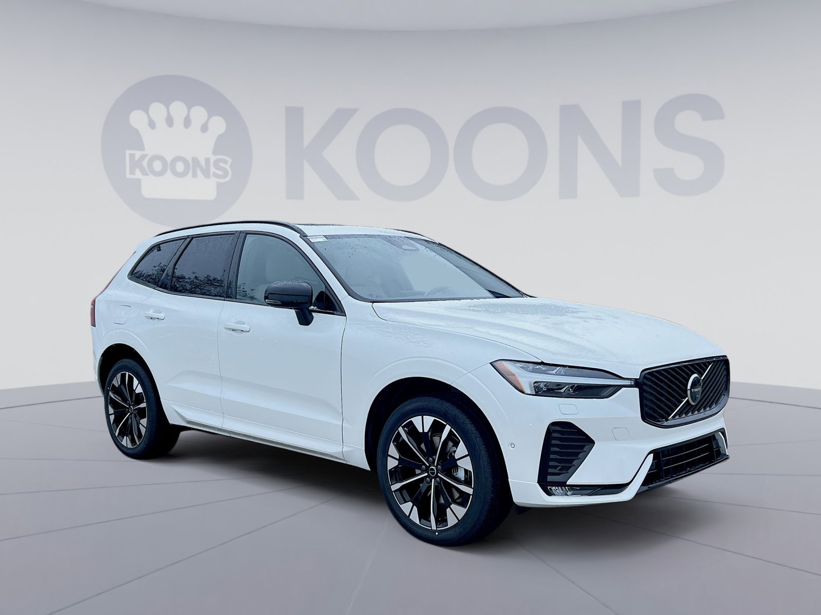 New 2026 Volvo XC60 B5 Plus w/ Protection Package Premier image 10